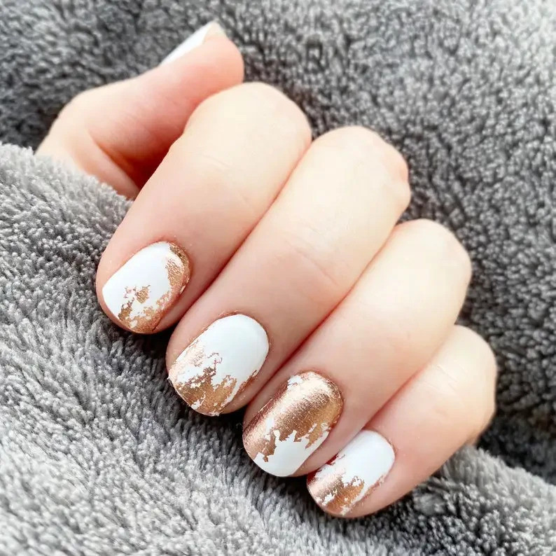 Gold Glitter Nails