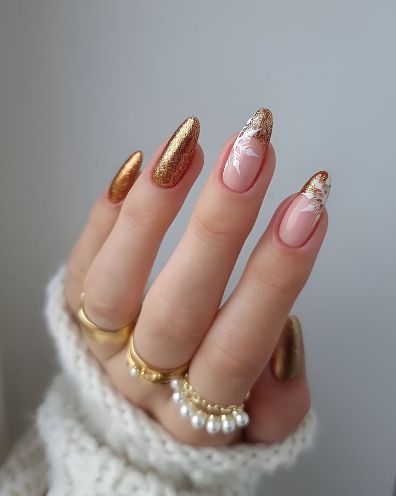 Gold New Year Manicures