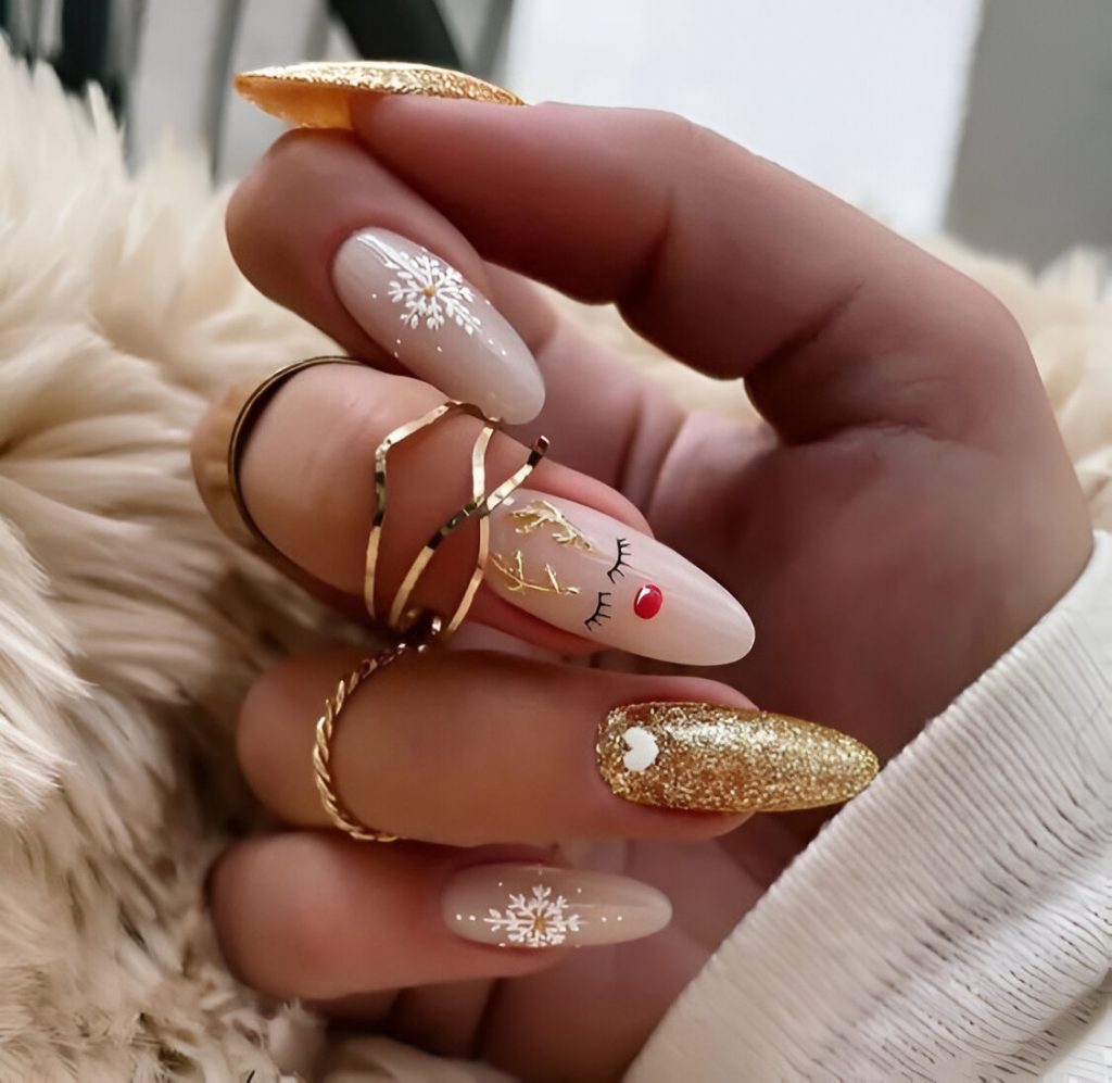  Golden Holiday Nails