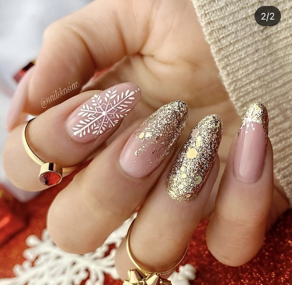  Golden Holiday Nails