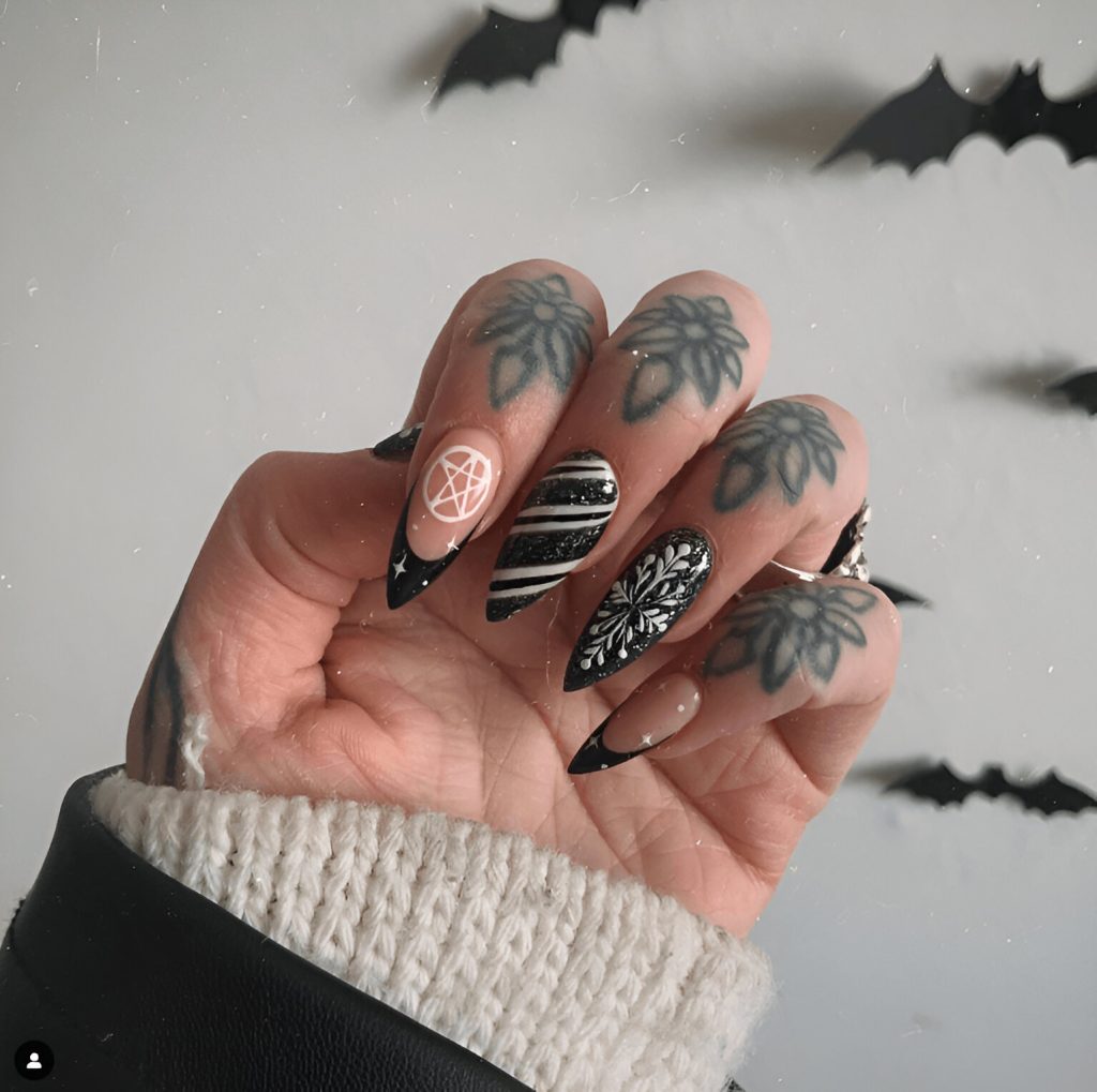 Goth Christmas Nails