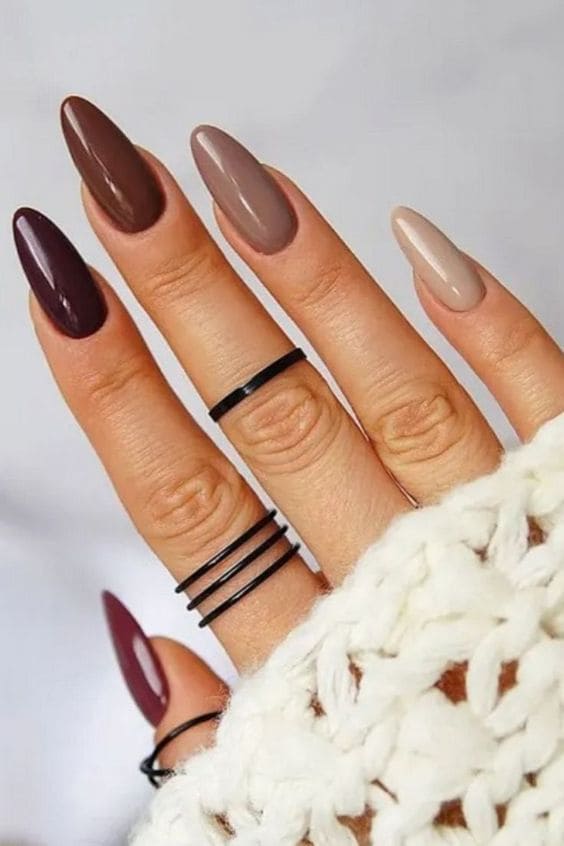 Gradient Almond Manicure2
