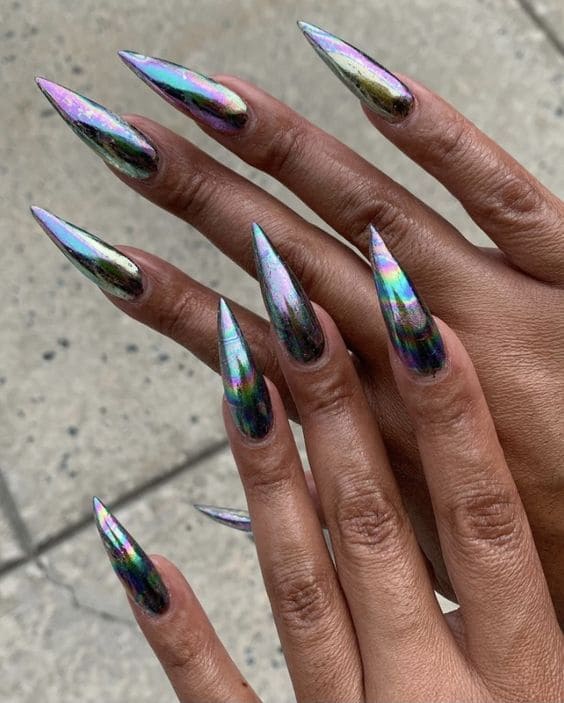 Gradient Chrome Stiletto Manicure3