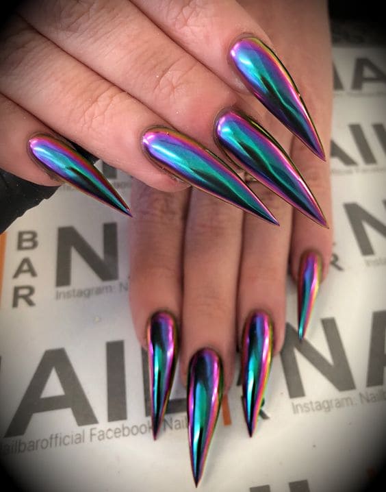 Gradient Chrome Stiletto Manicure5