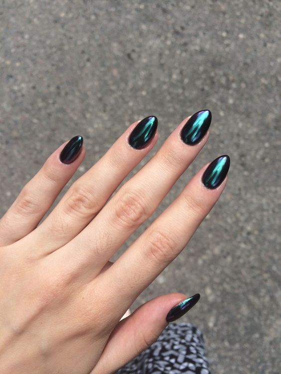  Green Chrome Nails
