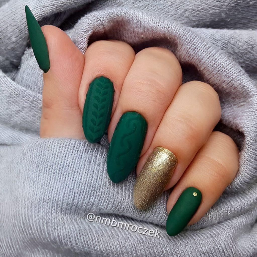 Green December Manicures
