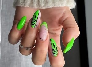 60 Green Nail Arts As Your Sign To Get A New Manicure