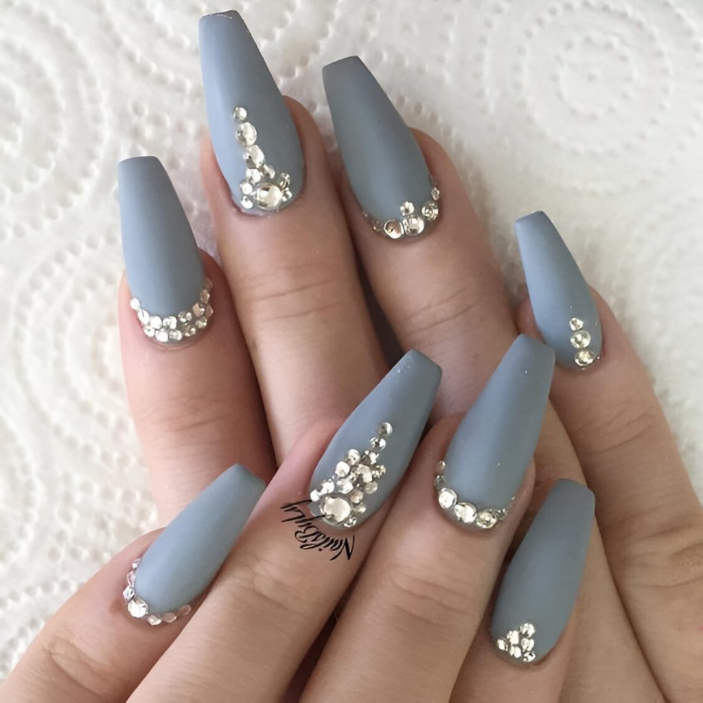  Grey Nails With Gemstones