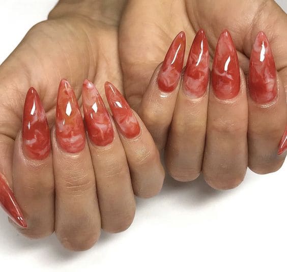 Hip Marbling Manicure