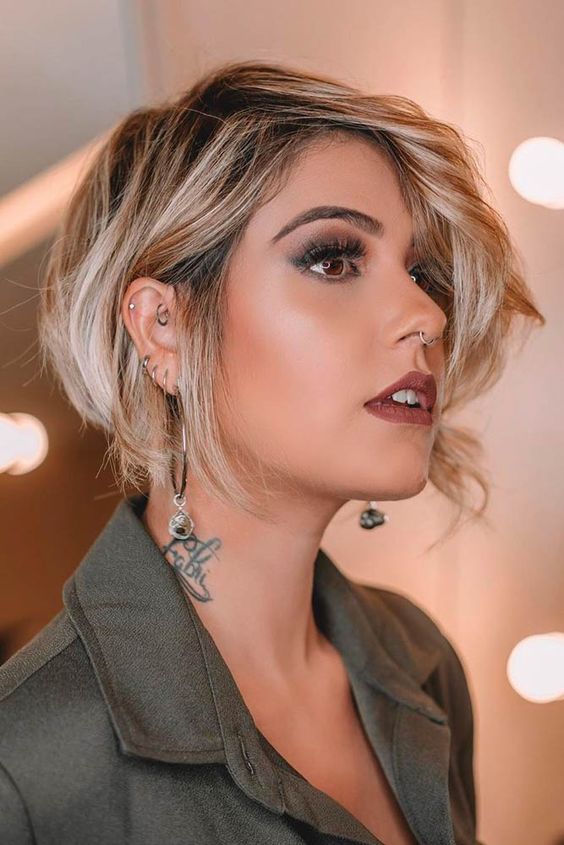 Honey Balayage Short Hair With Dark Roots