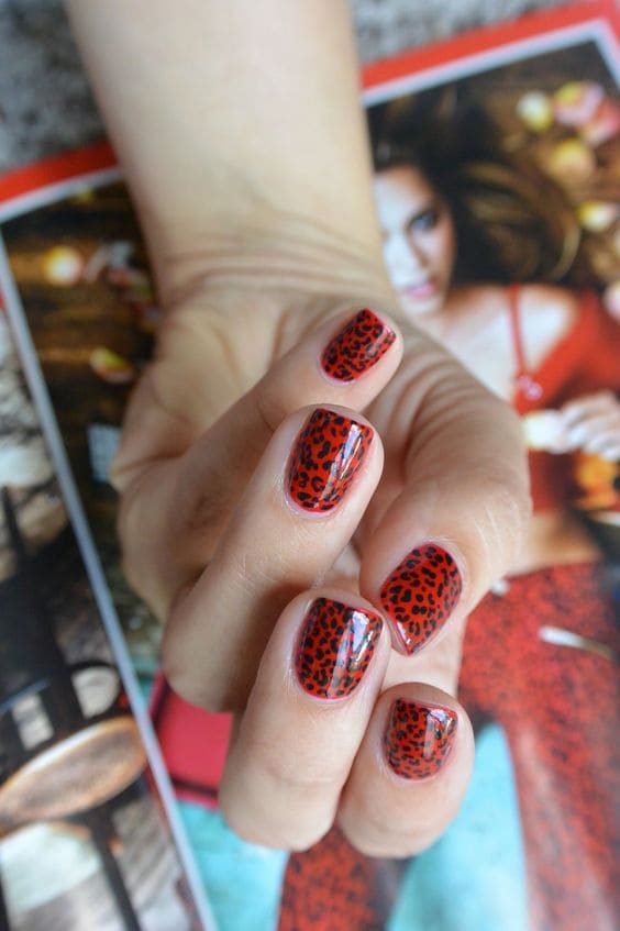 Hot Leopard Nail Art