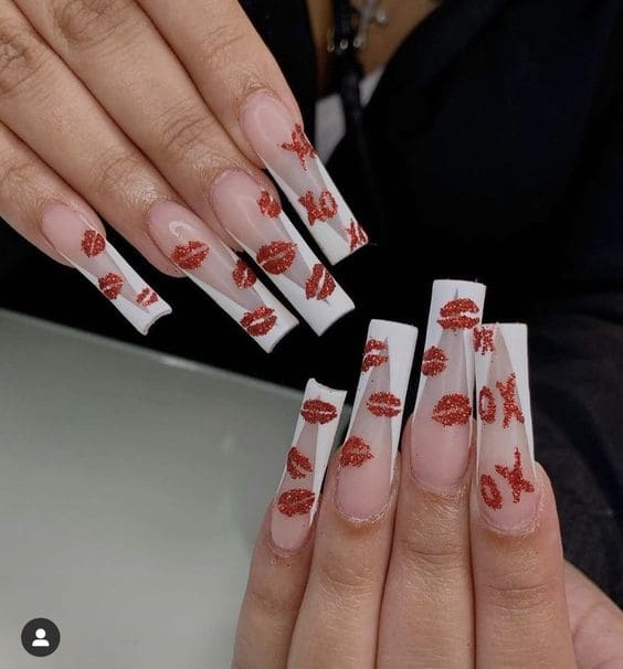 Kiss Mark Nail Art