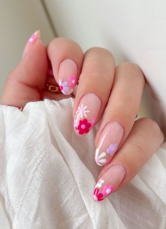 Lovely Mini Floral Pastel Nails7