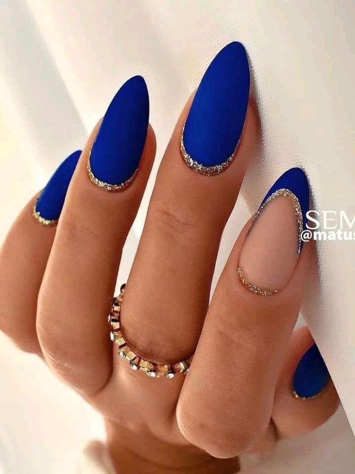  Matte Blue Acrylic Nails