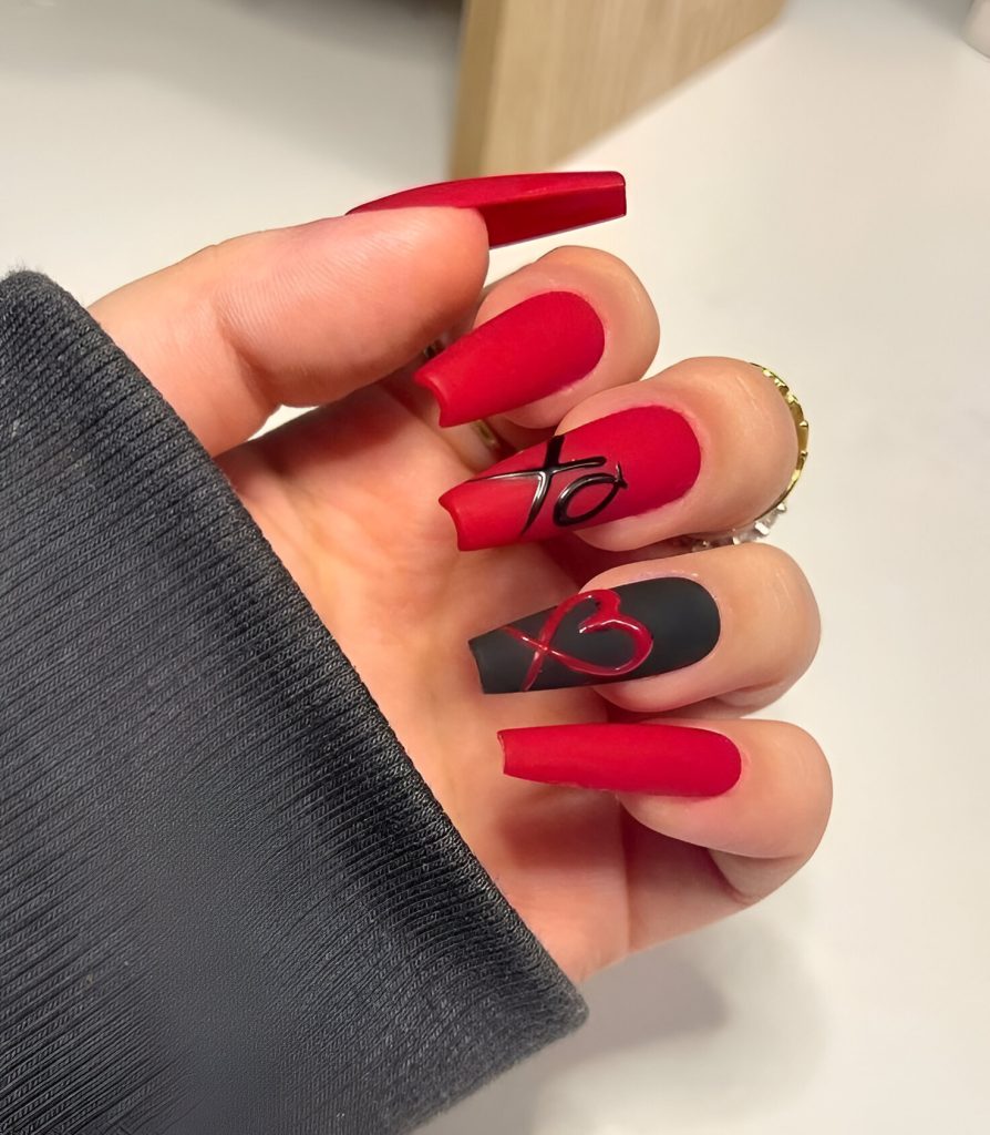  Matte Heart-Themed Nails