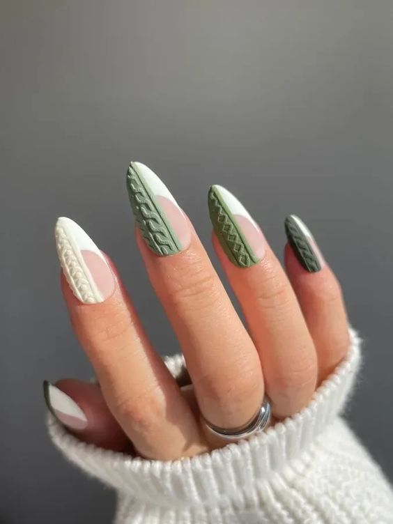 Matte Sweater Nails3