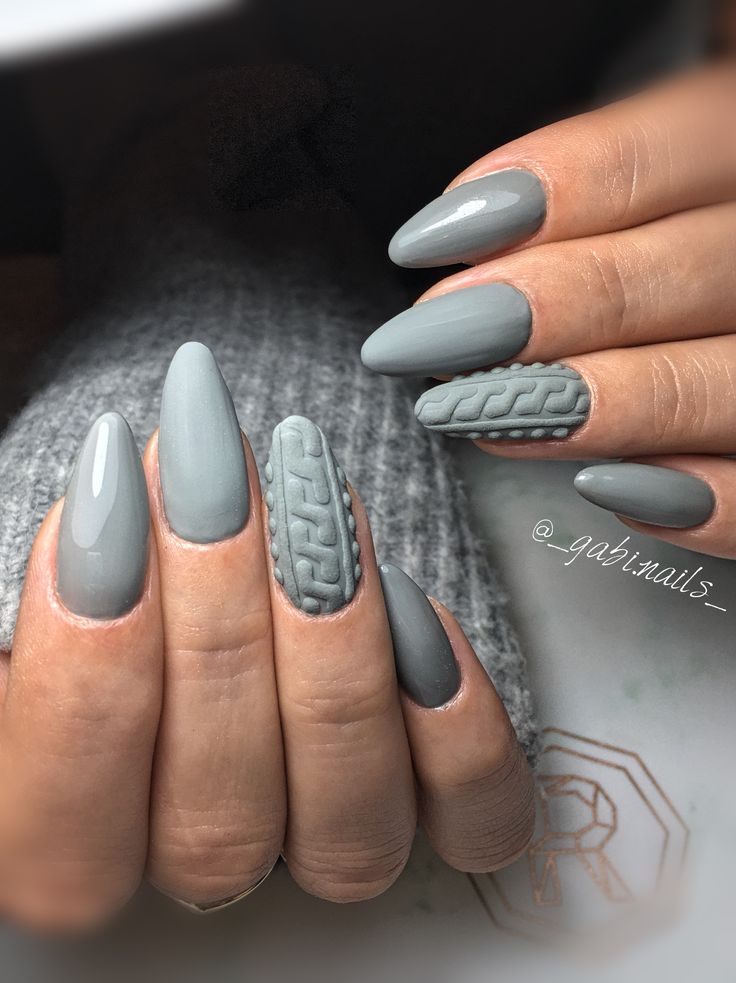 Matte Sweater Nails7