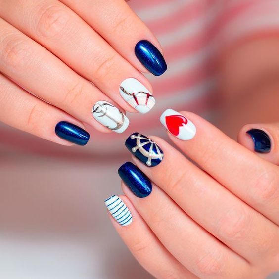 Nautical Beach Nail Ideas