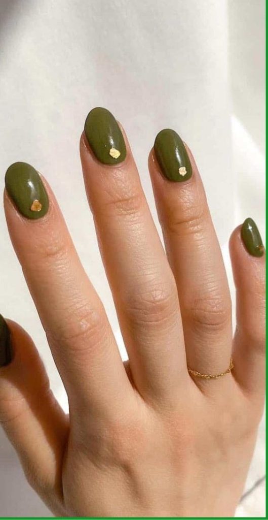 Olive Green Manicure6