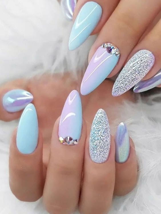  Pastel Gradient Nails