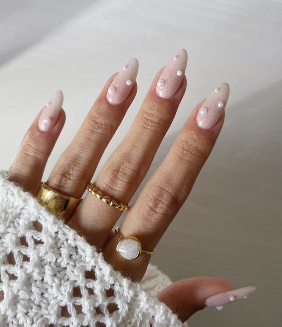 Pearlescent Beach Nail Ideas