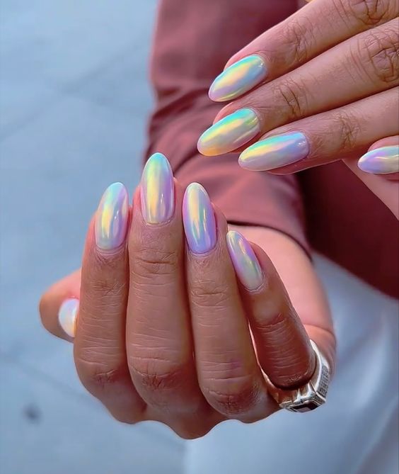 Pearlescent Beach Nail Ideas