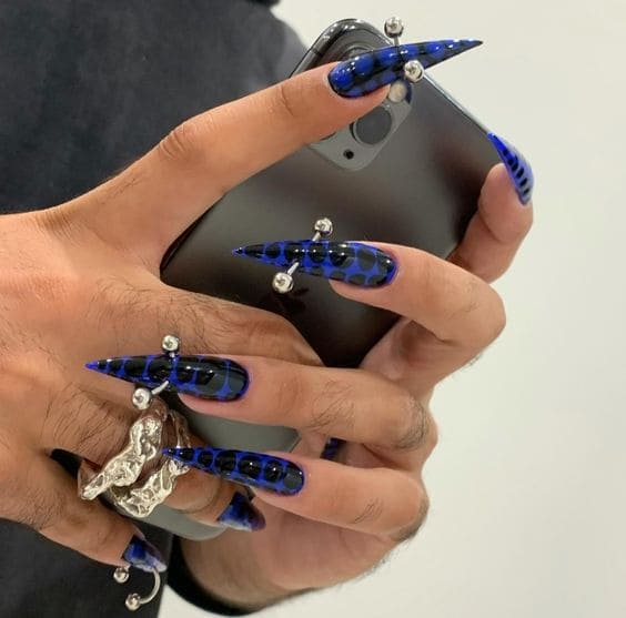 Piercing Long Stiletto Nails2