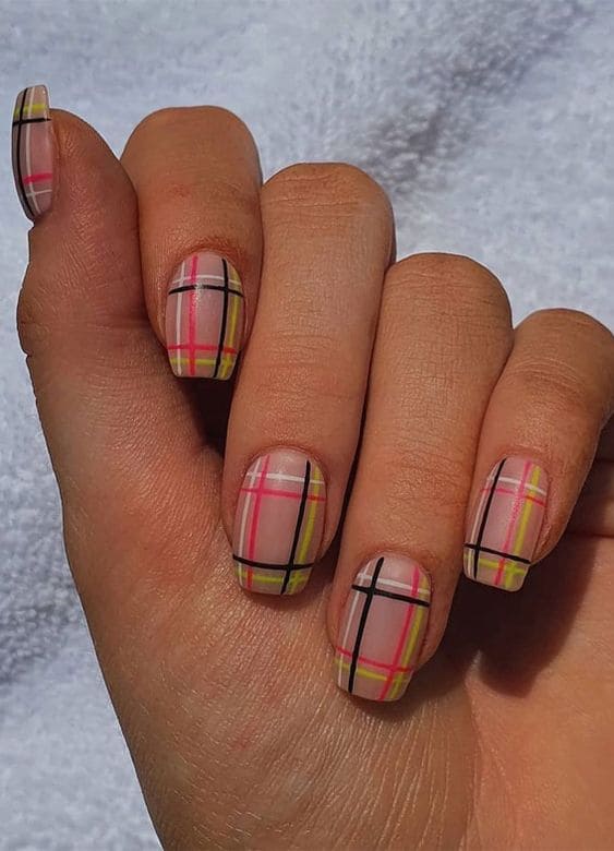 Plaid Nails