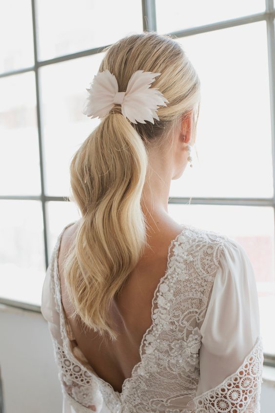 Ponytail with Big Bow Accessory