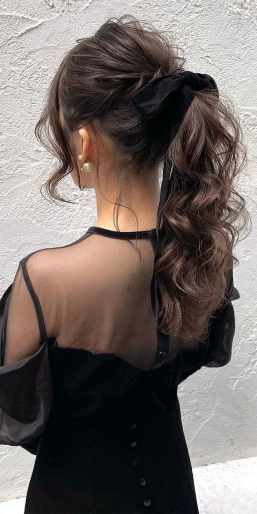 Ponytail with Big Bow Accessory