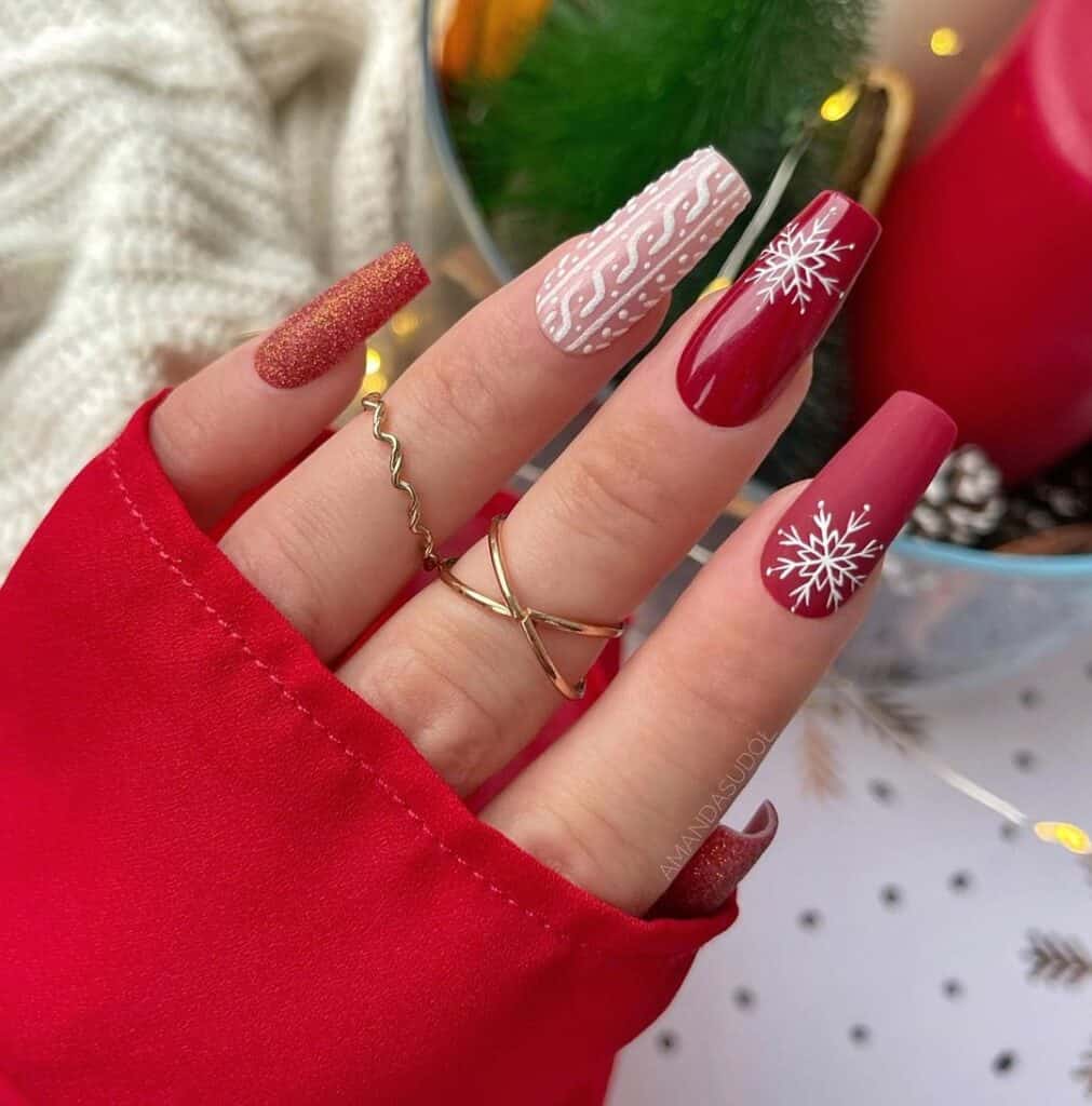 Red And White Christmas Nails