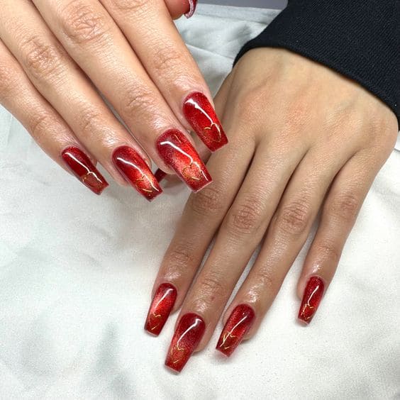  Red Cat Eye Manicure