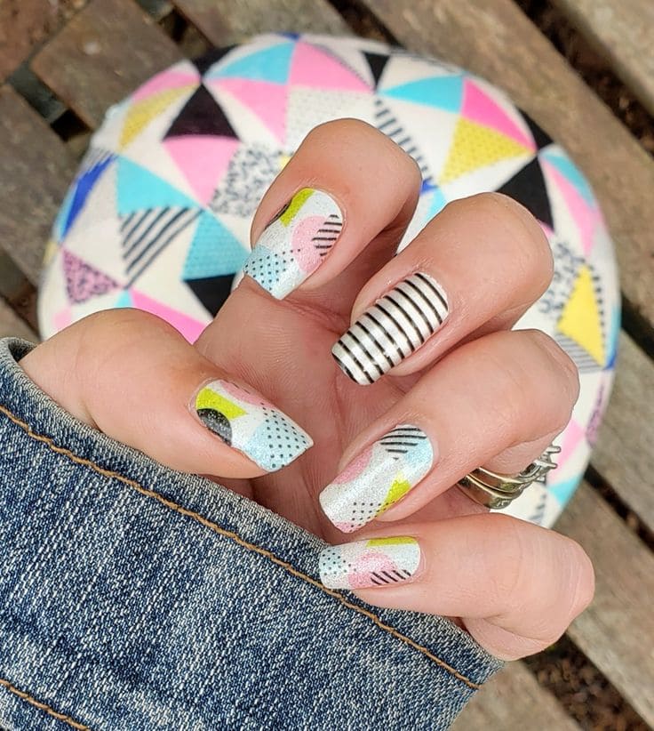 Retro Pop Aesthetics on Summer Nails