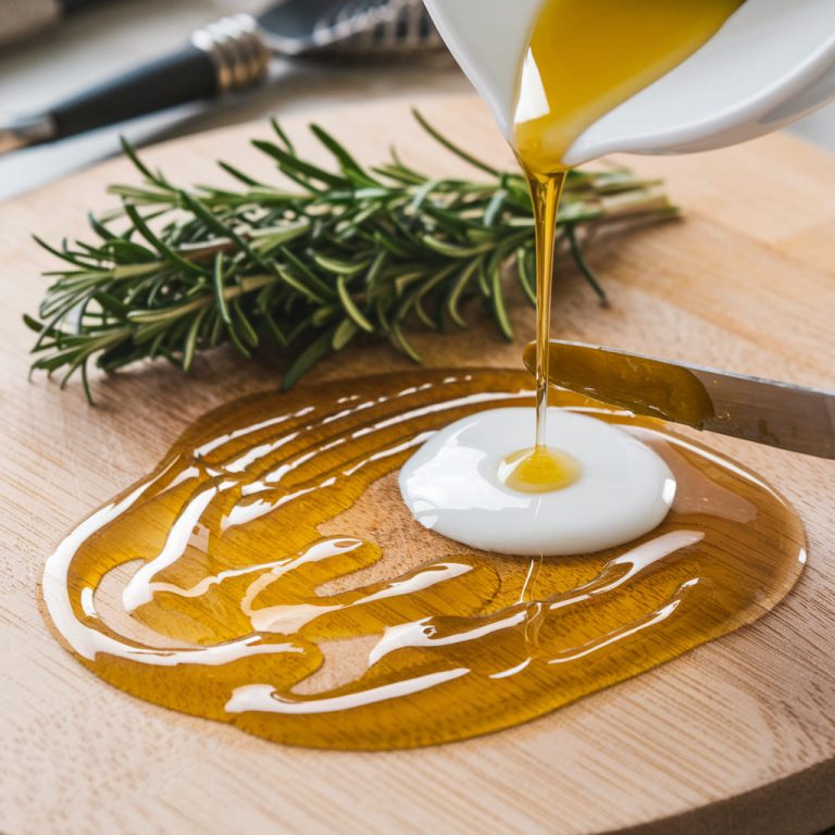 Rosemary and Coconut Oil Hair Mask