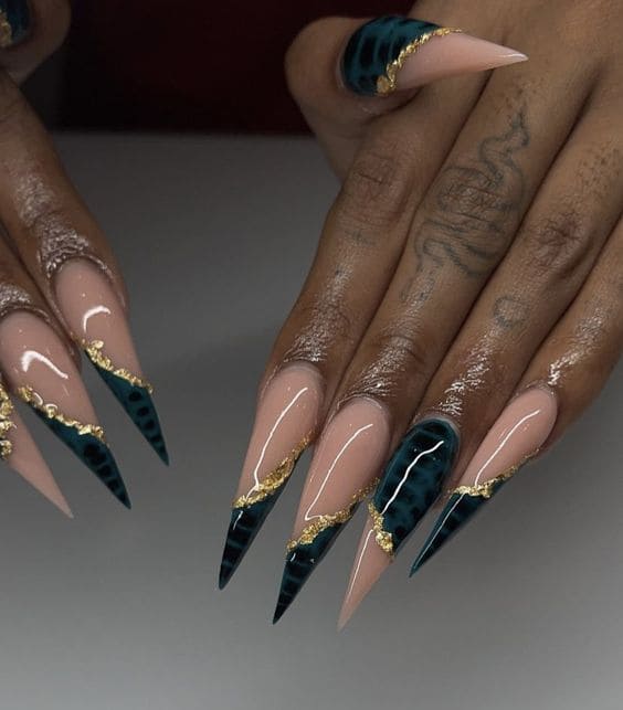 Royal Emerald Long Stiletto Nails2