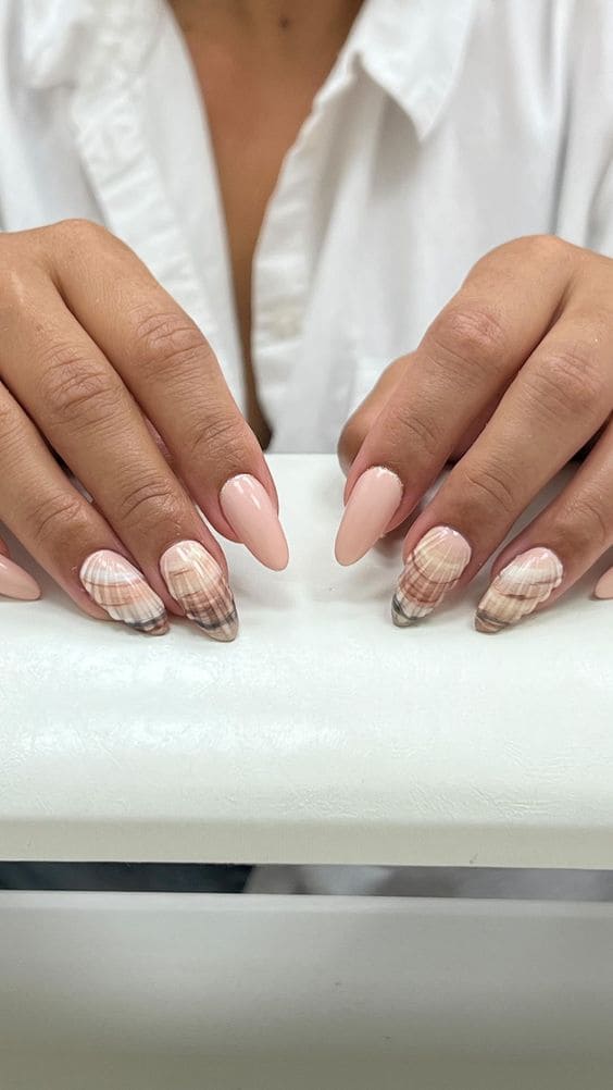 Seashell Nails