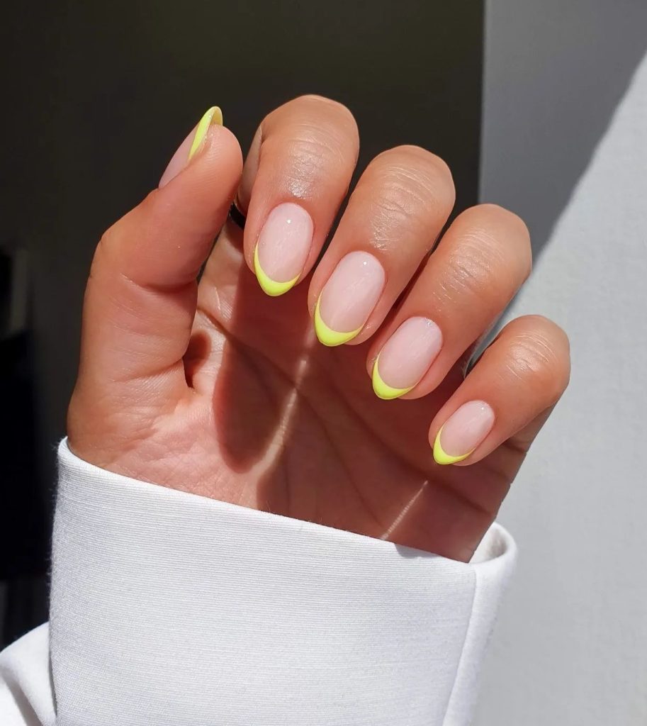  Short Almond French Tips