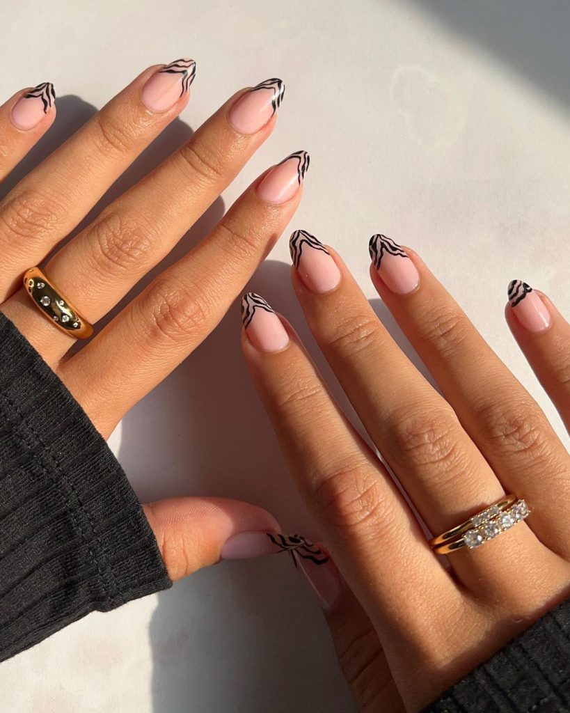  Short Almond French Tips