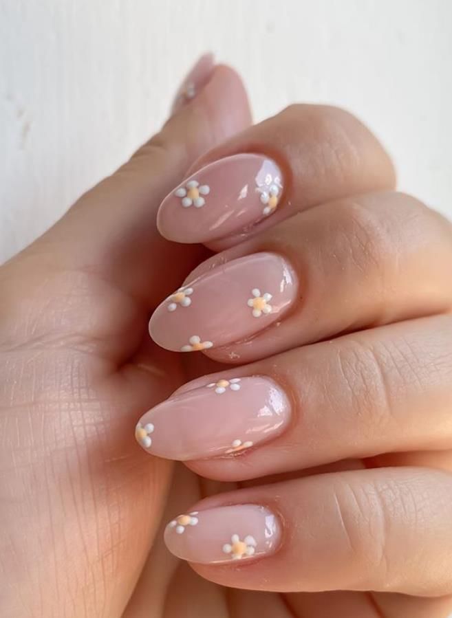 Short Almond Nails With Tiny Daisy