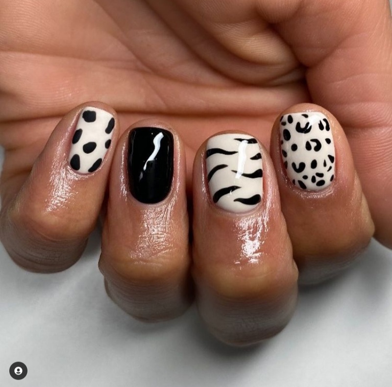 Short Animal Print Nails
