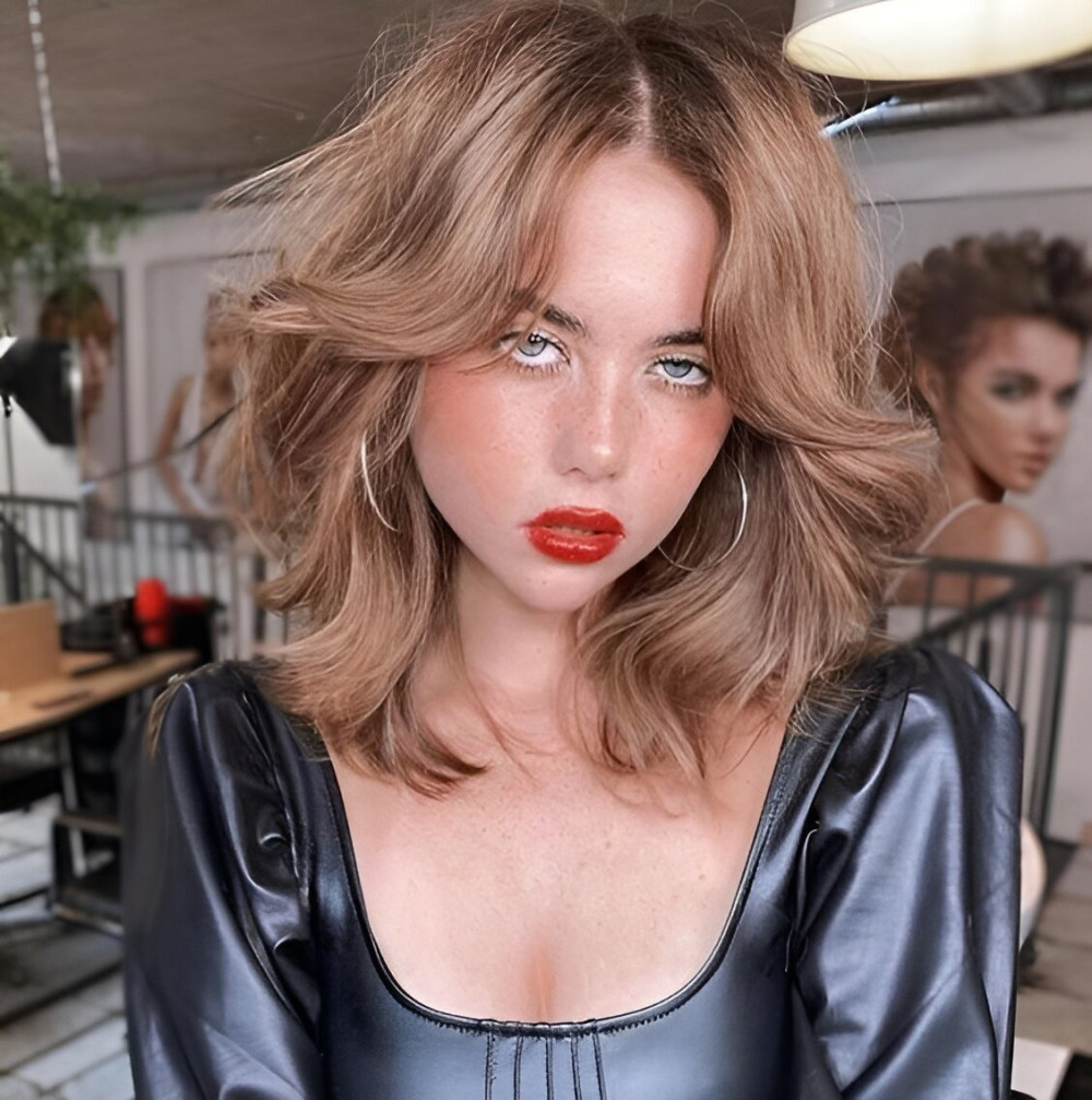 Short Brunette Layered Hair With Curtain Bangs