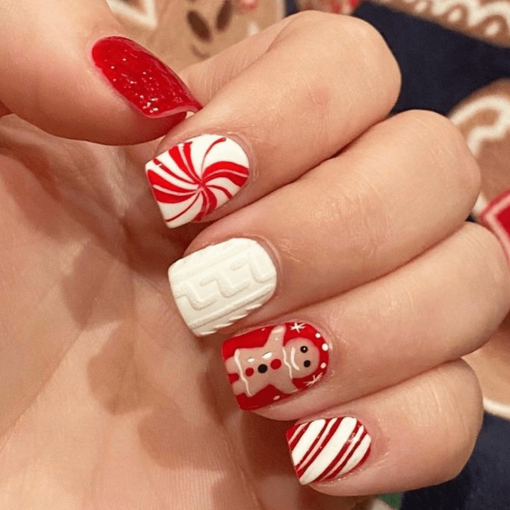 Short Christmas Nail Art Designs