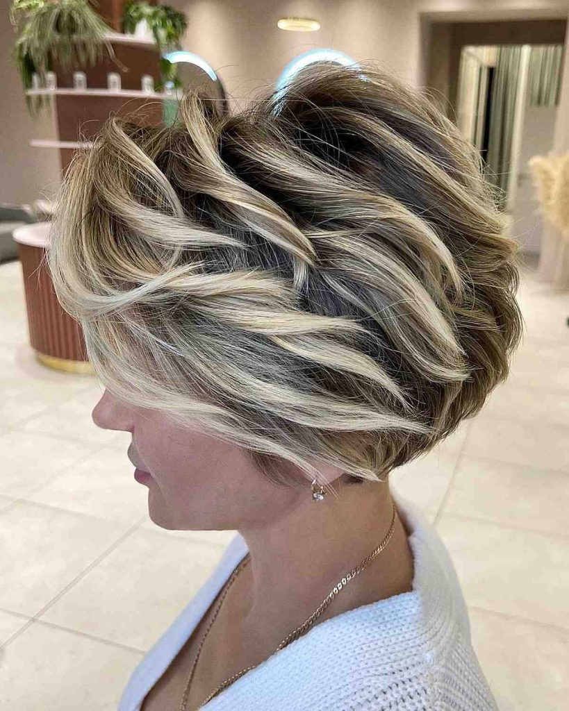  Short Hair With Blonde Highlights