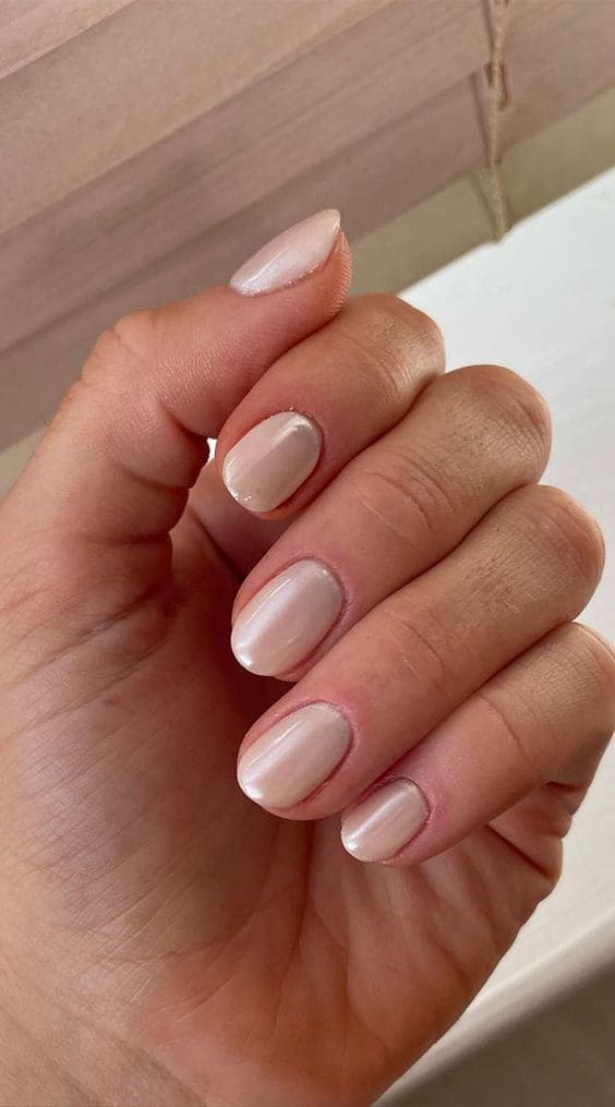 Short Polished Neutral Mani