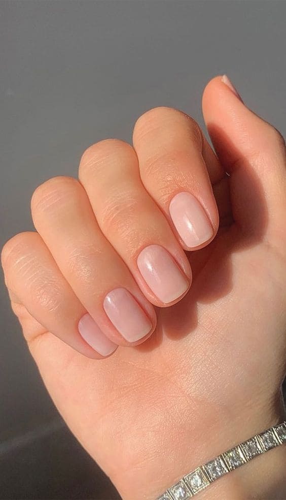 Short Polished Neutral Mani