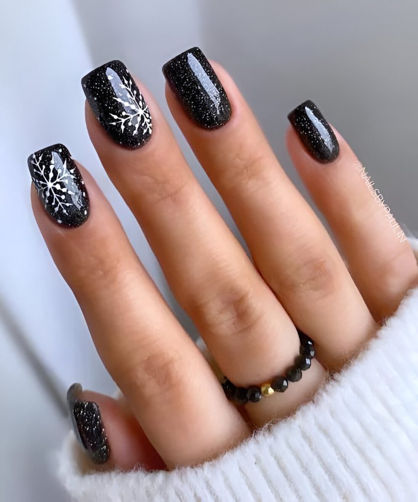 Short Winter Manicures