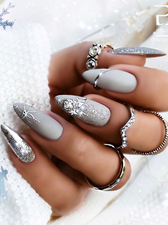Silver Festive Nails