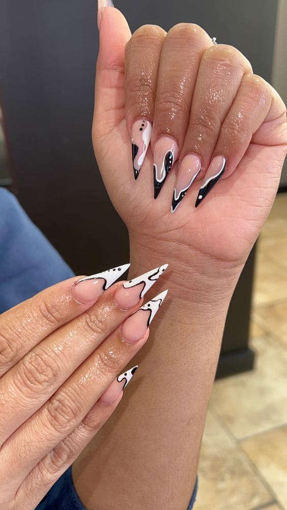 Simple Black and White Nail Art2