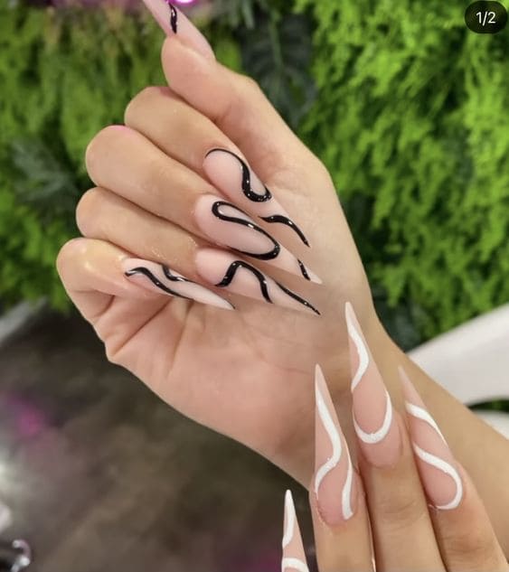 Simple Black and White Nail Art5