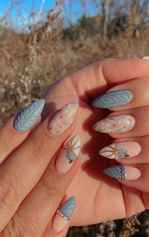 Simple Pumpkin Fall Manicure3